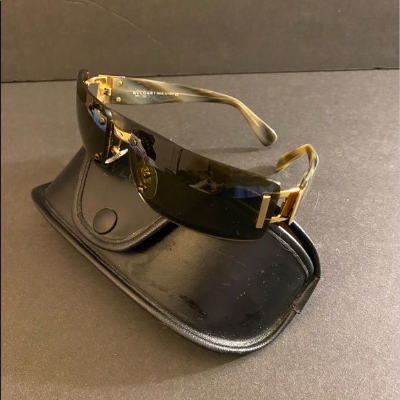 BVLGARI Accessories - Bvlgari Rimless Sunglasses 😎